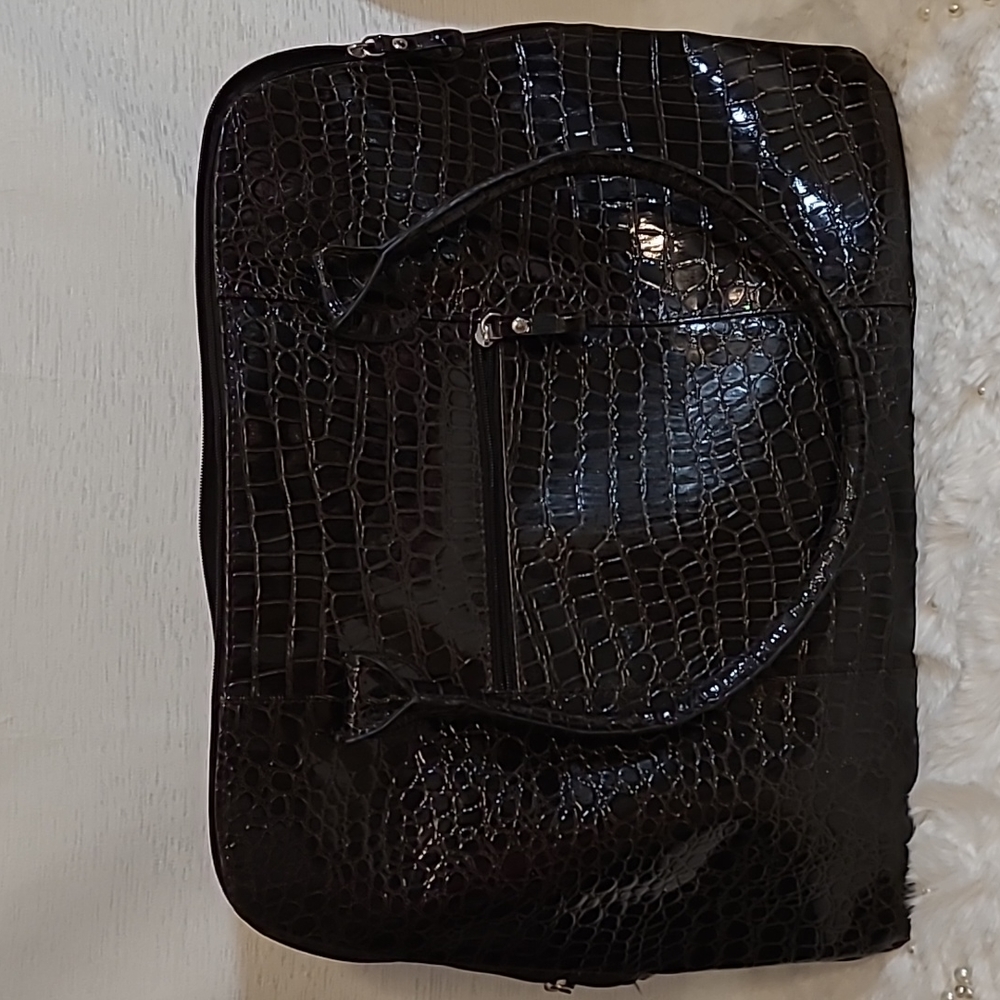Great condition Dark brown large croc embossed tote - Picture 2 of 9